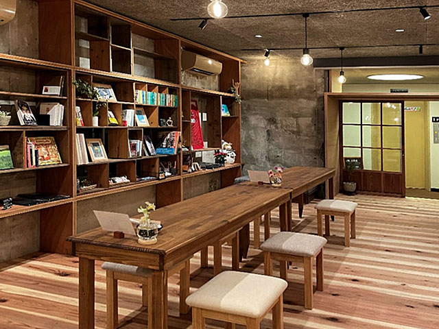 ラウンジ TABIROJI